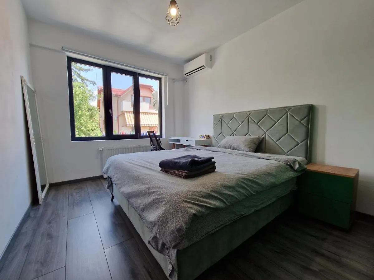 Cozy Villa Near City Center, Parks And Metro Бухарест